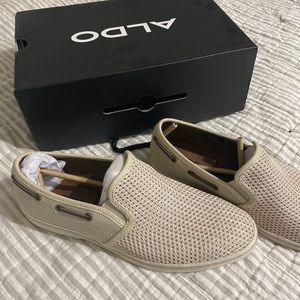 Men’s Beige Slip On Sneaker